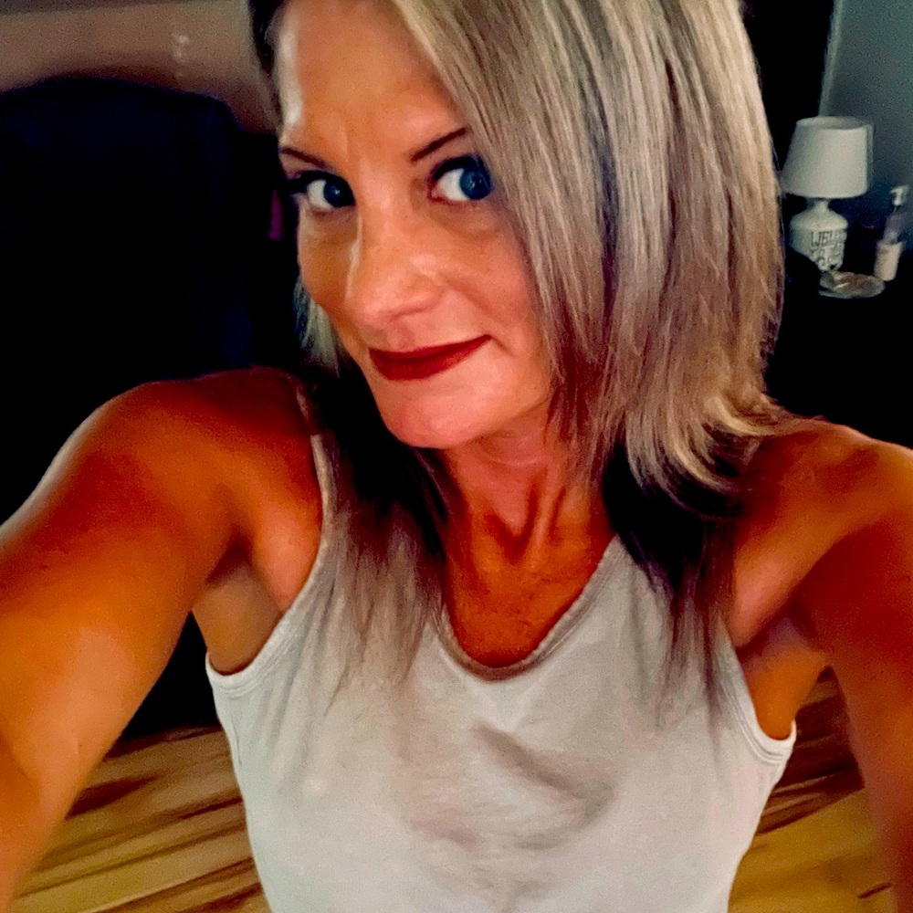 Meet your Posher, Alisha